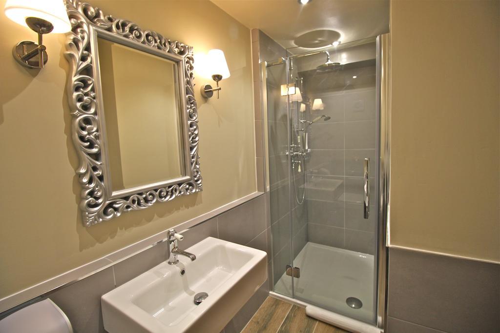 Birches Brow Boutique Guestrooms Aughton Exterior photo